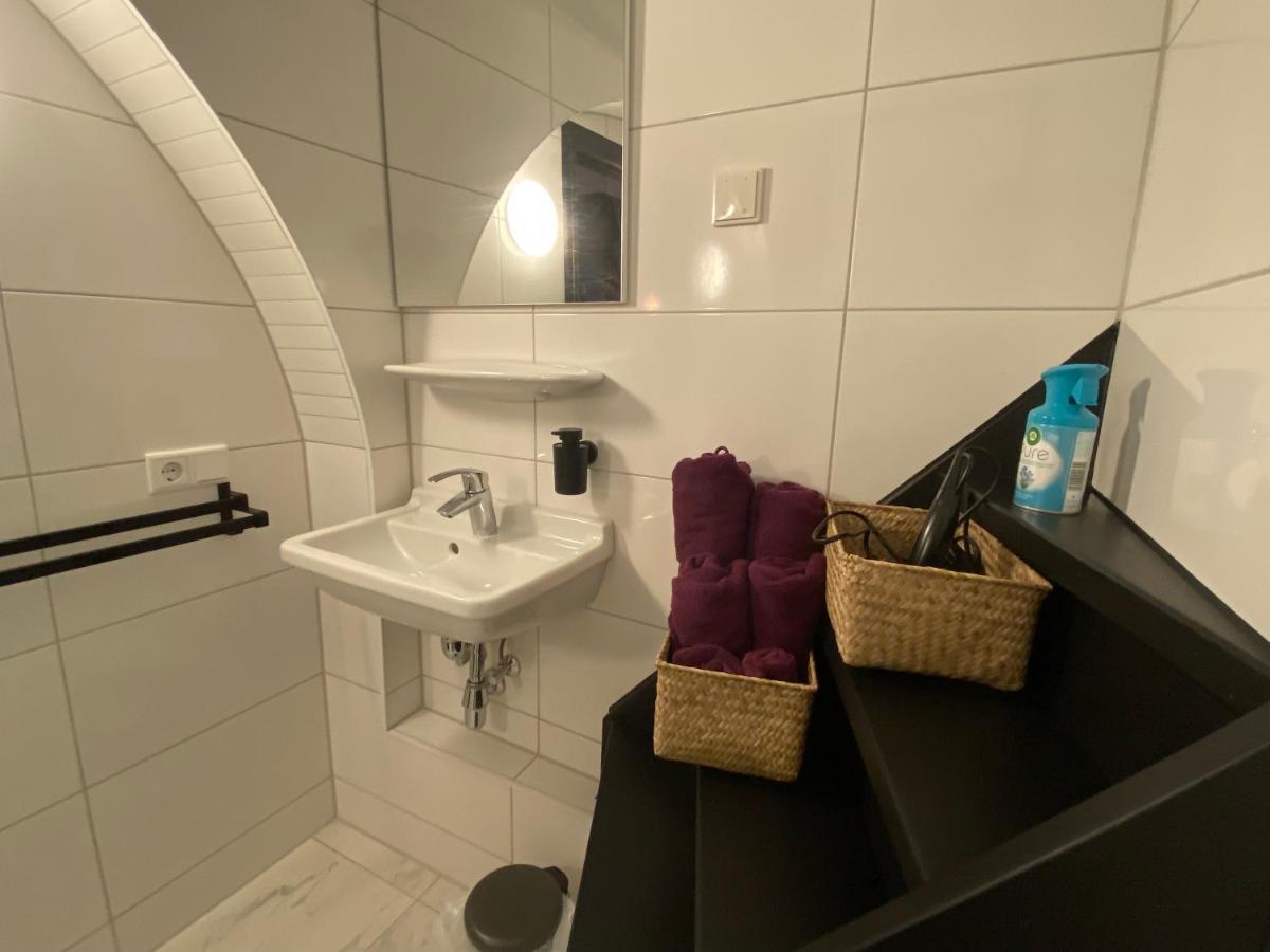 Slapen Onder De Dom Bed & Breakfast อูเทรคต์ ภายนอก รูปภาพ