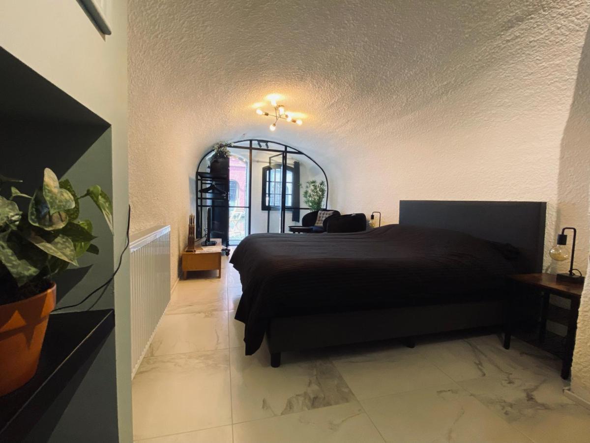 Slapen Onder De Dom Bed & Breakfast อูเทรคต์ ภายนอก รูปภาพ